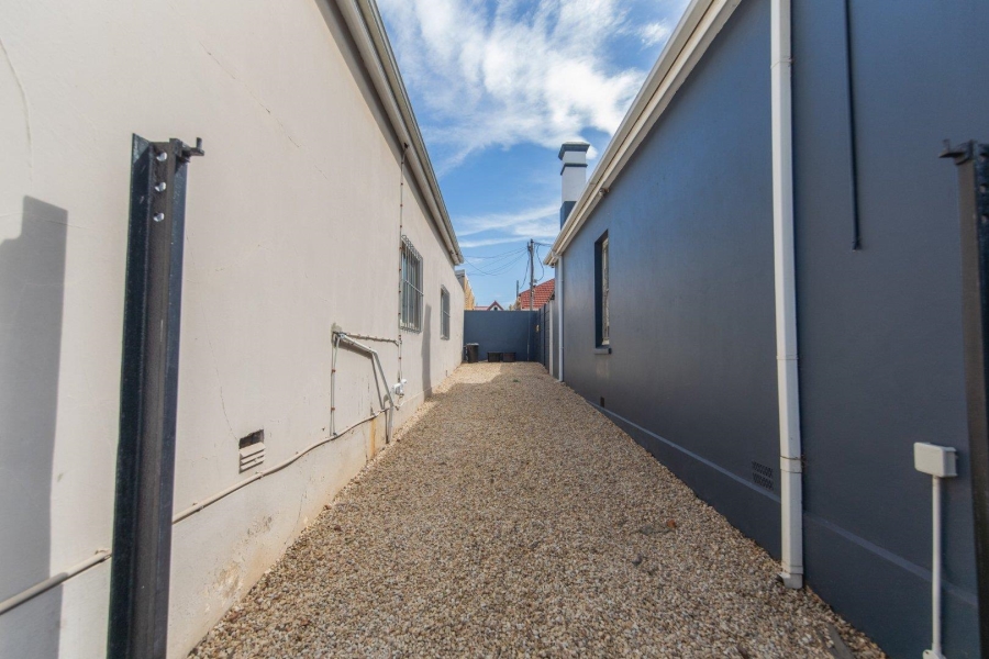 To Let 3 Bedroom Property for Rent in Richmond Hill Eastern Cape